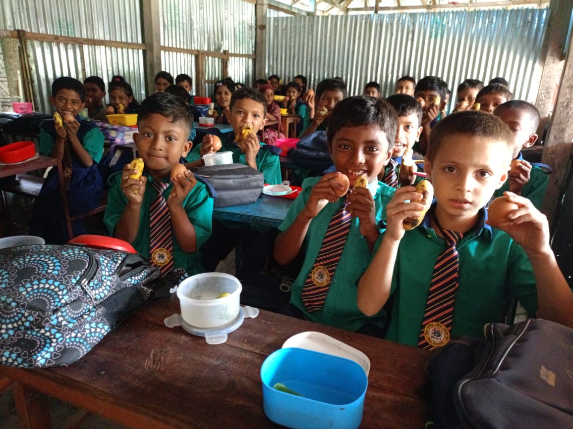 Image of students at Biru Dalia Child Care School, North Bengal, Bangladesh