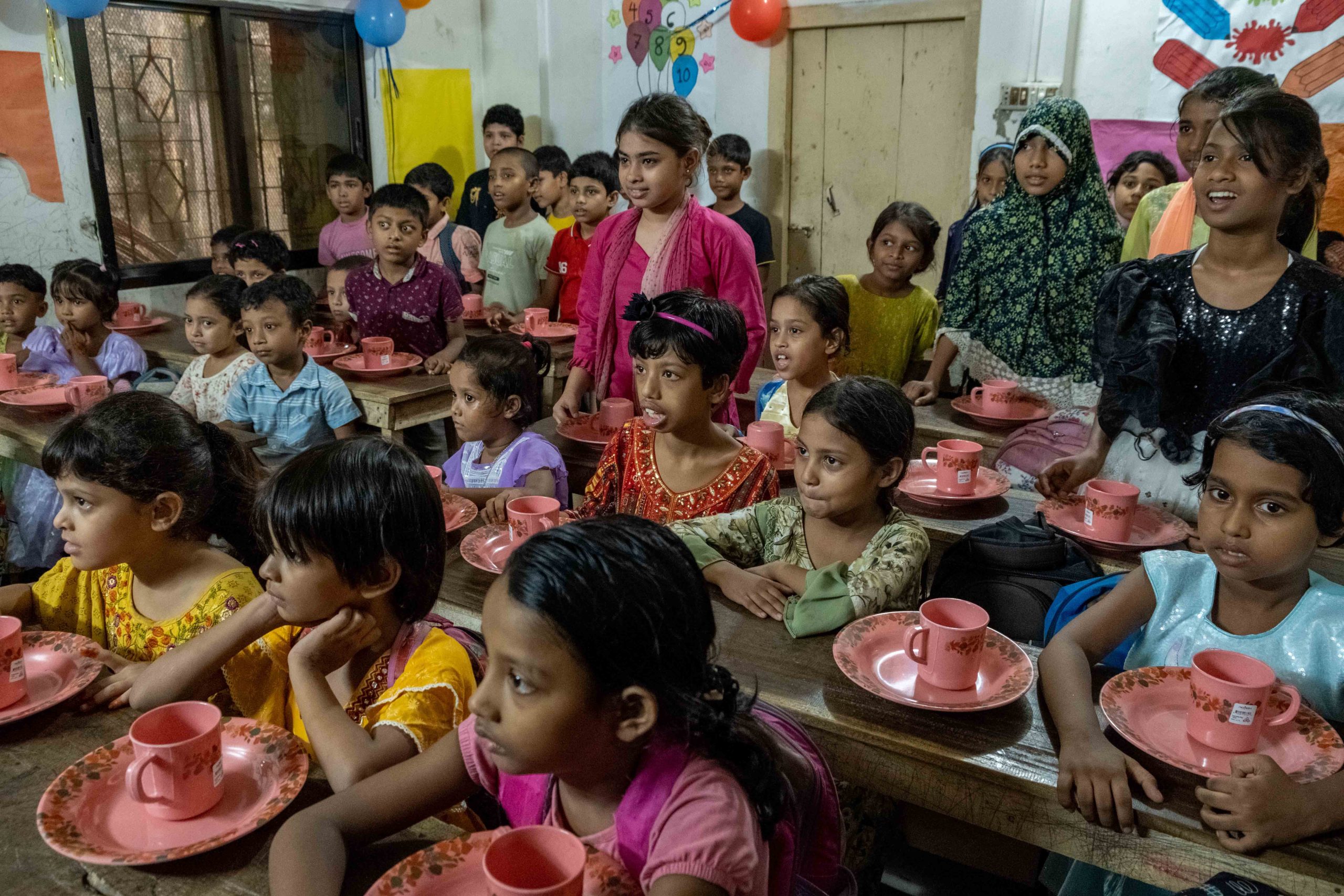 Image of children at Hashimukh Somaj Kallayan Songstha School, Bangladesh