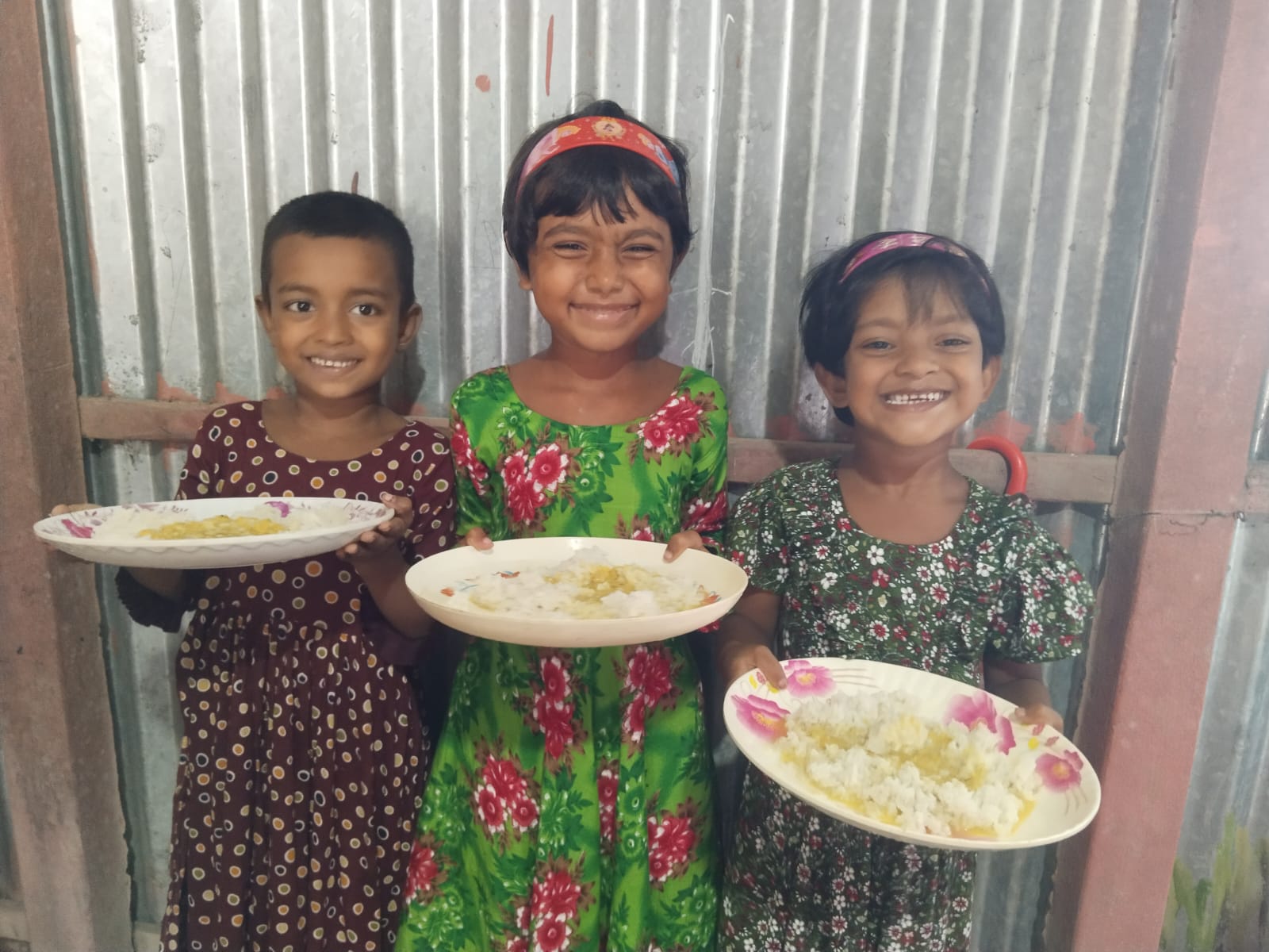 Image of Ucchash School students.